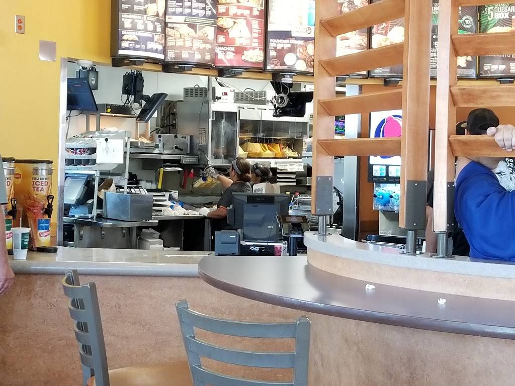 Taco Bell | meal takeaway | 1022 W Shady Grove Rd, Irving, TX 75060, USA | 9722594110 OR +1 972-259-4110