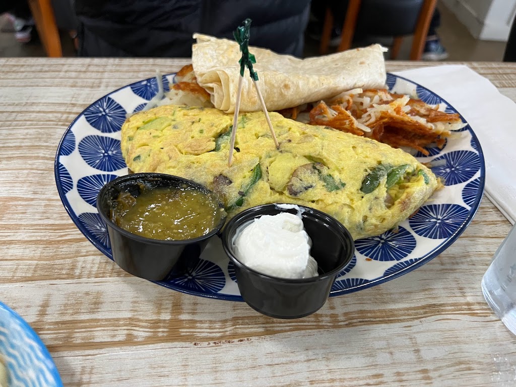 Honey Berry Pancakes and Cafe | restaurant | 451 N Commons Dr, Aurora, IL 60504, USA | 6308960333 OR +1 630-896-0333