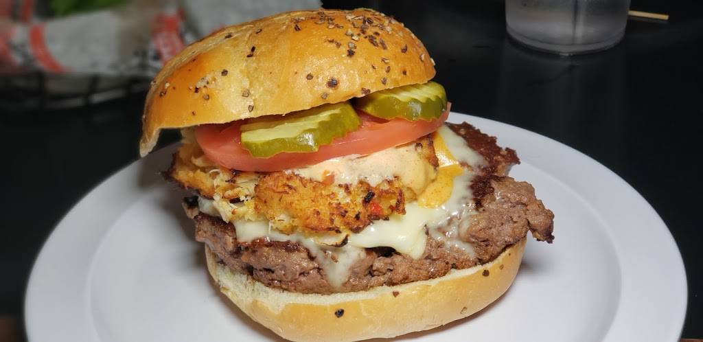 Chickies & Petes | restaurant | 2831 Boardwalk, Atlantic City, NJ 08401, USA | 6093441080 OR +1 609-344-1080