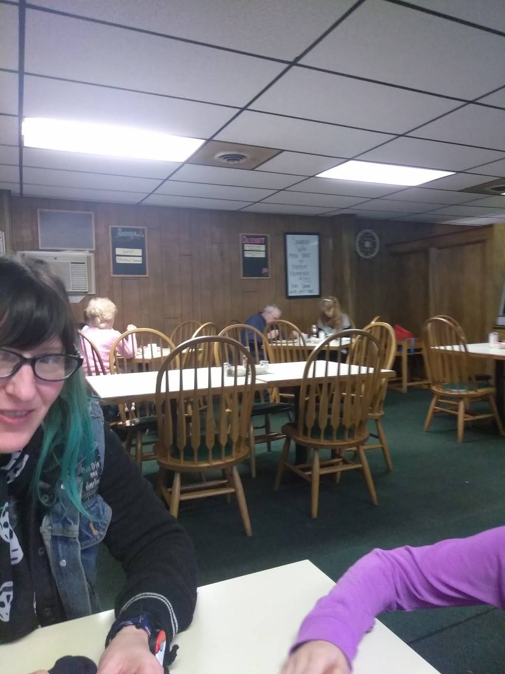 Westfalls Family Restaurant | restaurant | 18148 Mahoning Ave, Lake Milton, OH 44429, USA | 3306545884 OR +1 330-654-5884