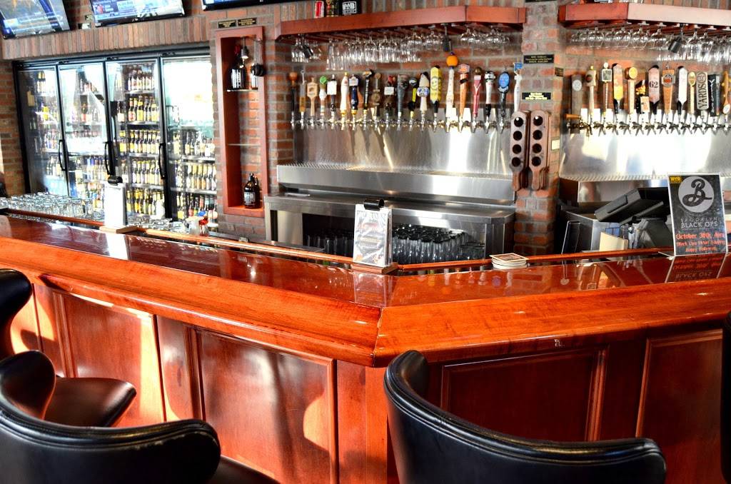 World of Beer Baltimore | restaurant | 1724 Whetstone Way, Baltimore, MD 21230, USA | 4107522337 OR +1 410-752-2337
