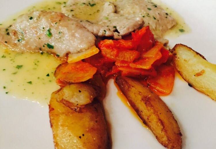 Pazzo Pomodoro - Vienna | restaurant | 118 Branch Rd SE, Vienna, VA 22180, USA | 7032817777 OR +1 703-281-7777