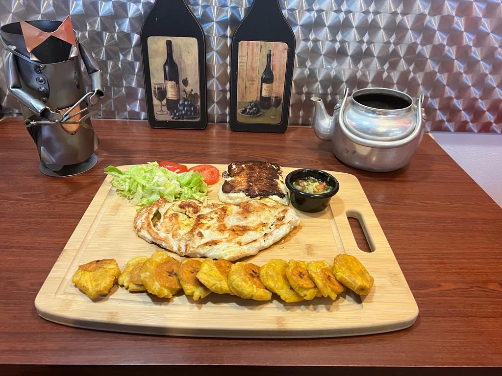 Mofongo City | restaurant | 7373 Dixie Hwy, Fairfield, OH 45014, USA | 8596288424 OR +1 859-628-8424