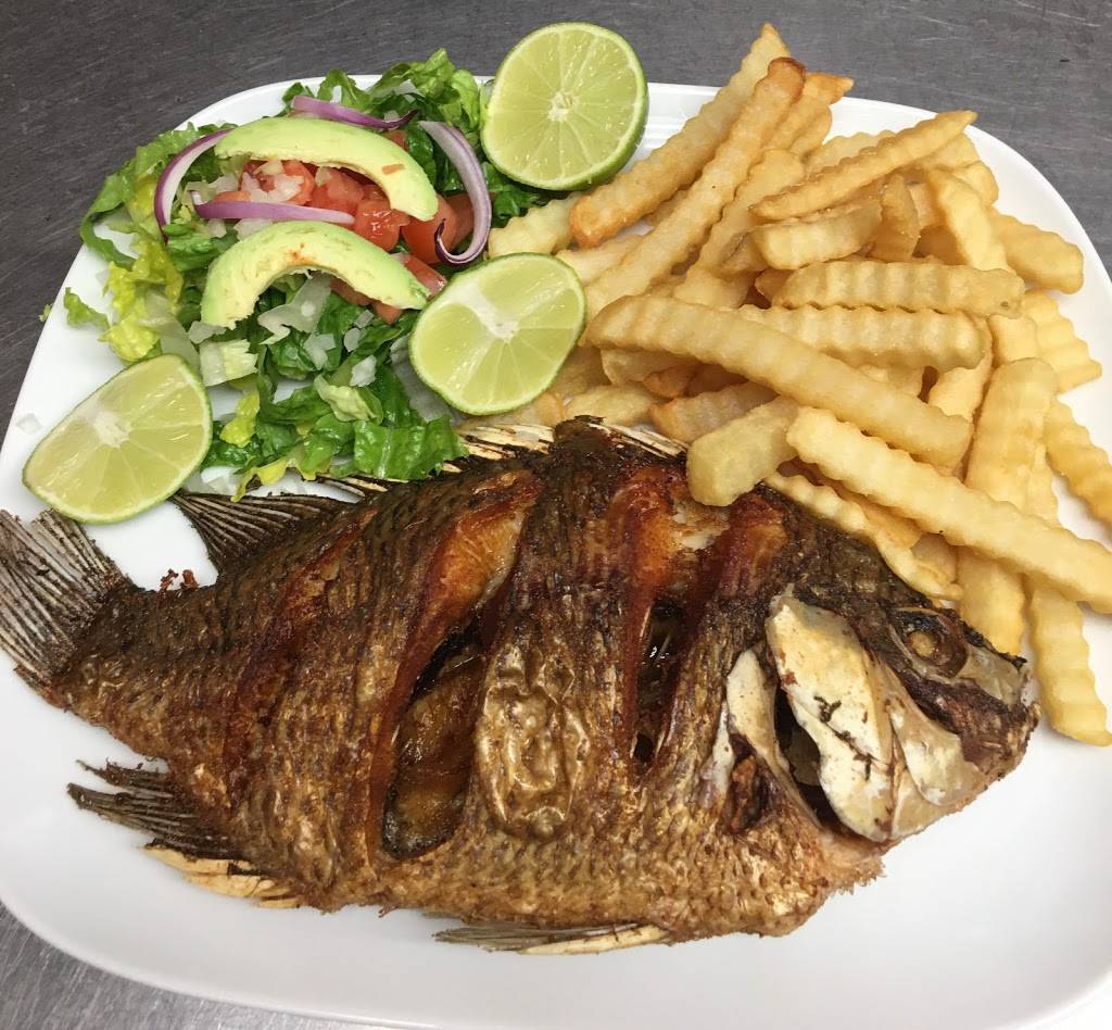 Casa del Mariachi | restaurant | 12327 Roosevelt Way NE, Seattle, WA 98125, USA | 2066325307 OR +1 206-632-5307