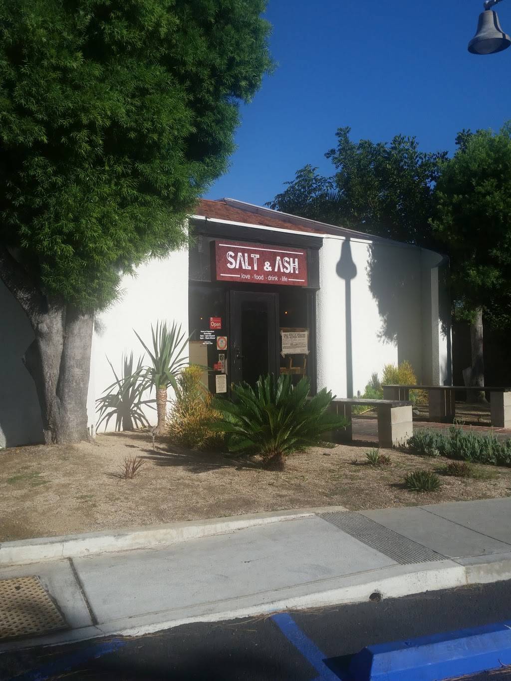 Salt & Ash | restaurant | 1390 N Kraemer Blvd, Placentia, CA 92870, USA | 6574442701 OR +1 657-444-2701