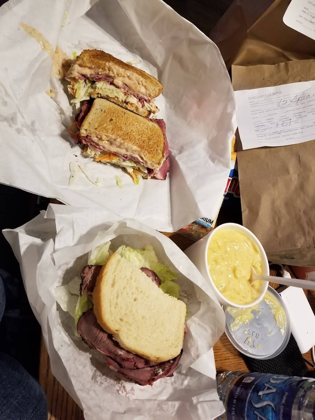 The Lunch Bag | restaurant | 8989 E Vía Linda #116, Scottsdale, AZ 85258, USA | 4808606659 OR +1 480-860-6659