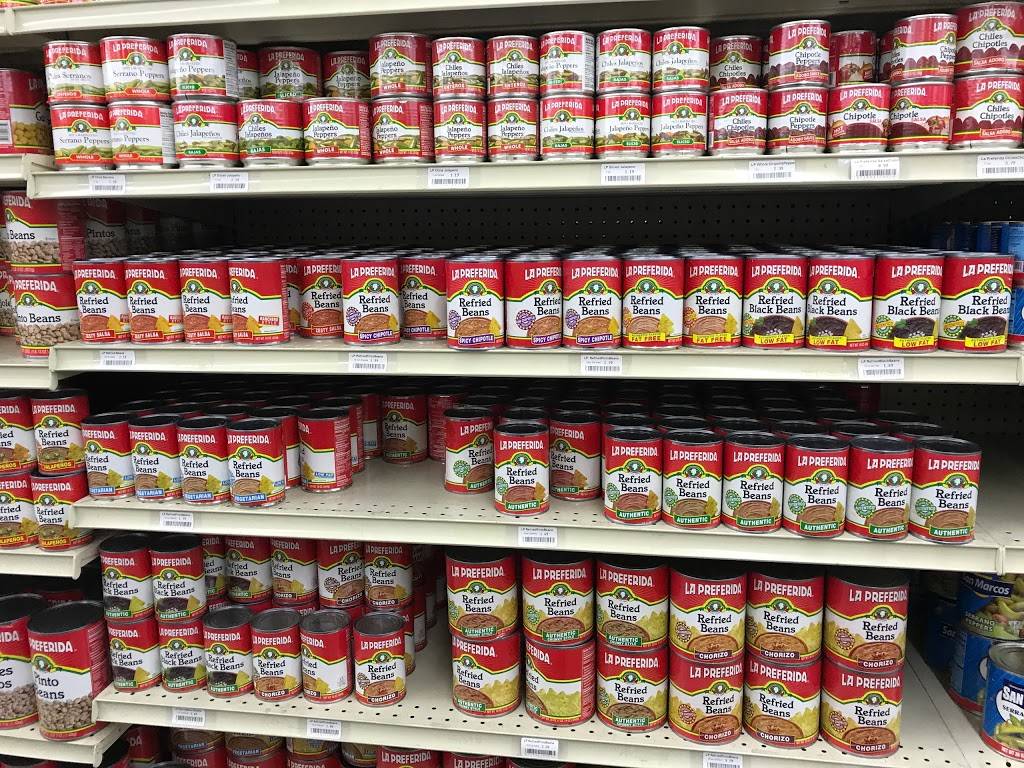 La Plaza Supermarket | restaurant | 13609 Lakewood Heights Blvd, Cleveland, OH 44107, USA | 2164768000 OR +1 216-476-8000