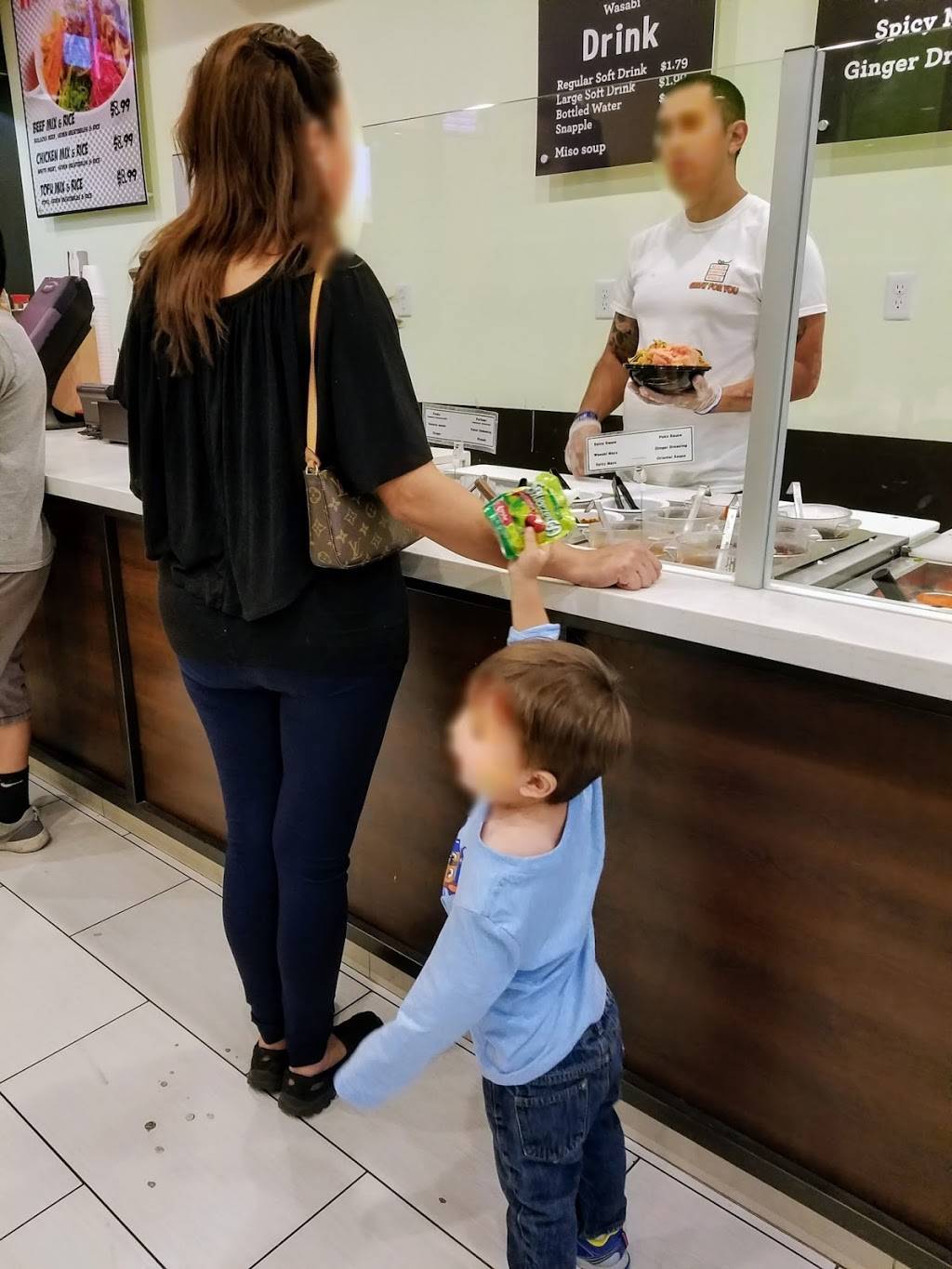 Wow Bento & Roll | restaurant | 9301 Tampa Ave, Northridge, CA 91324, USA | 8183413320 OR +1 818-341-3320