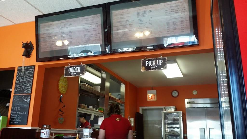 Los Carbones | restaurant | 9710 S Commercial Ave, Chicago, IL 60617, USA | 7732215743 OR +1 773-221-5743