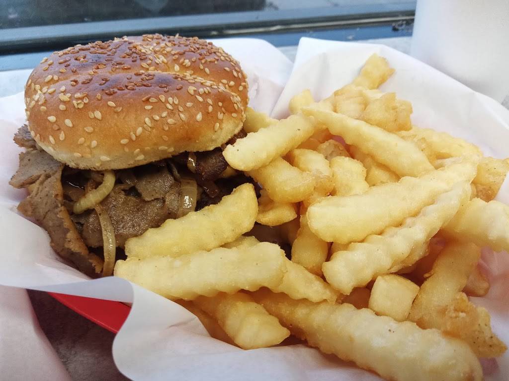 Sammies | restaurant | 1536 Sheridan Rd, North Chicago, IL 60064, USA | 2246566111 OR +1 224-656-6111