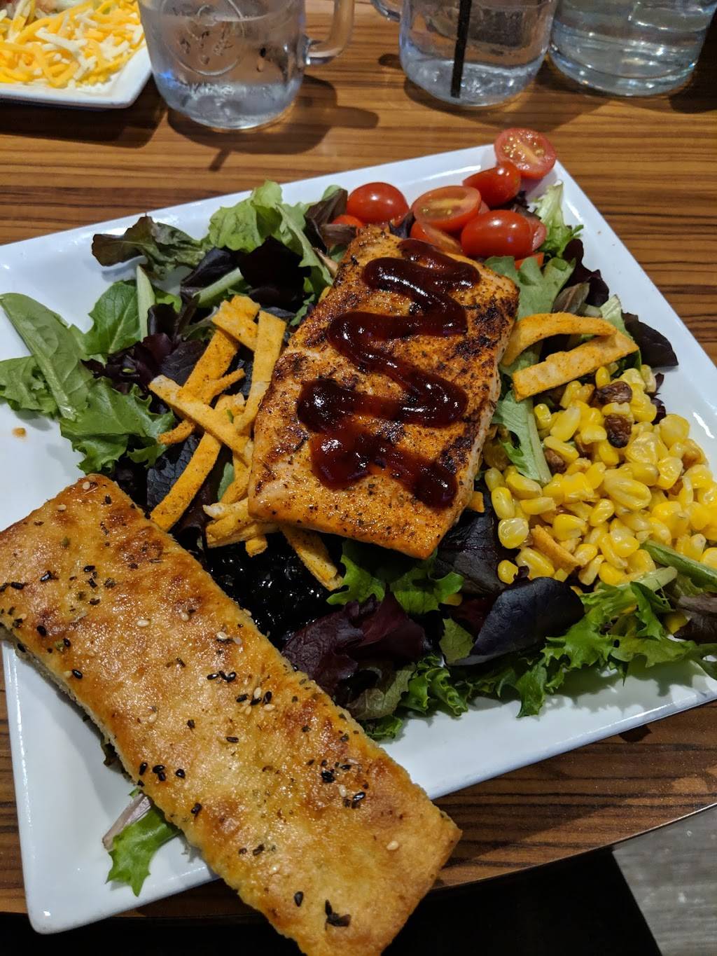 Center Street Grille | restaurant | 135 N Center St, Northville, MI 48167, USA | 2489243135 OR +1 248-924-3135