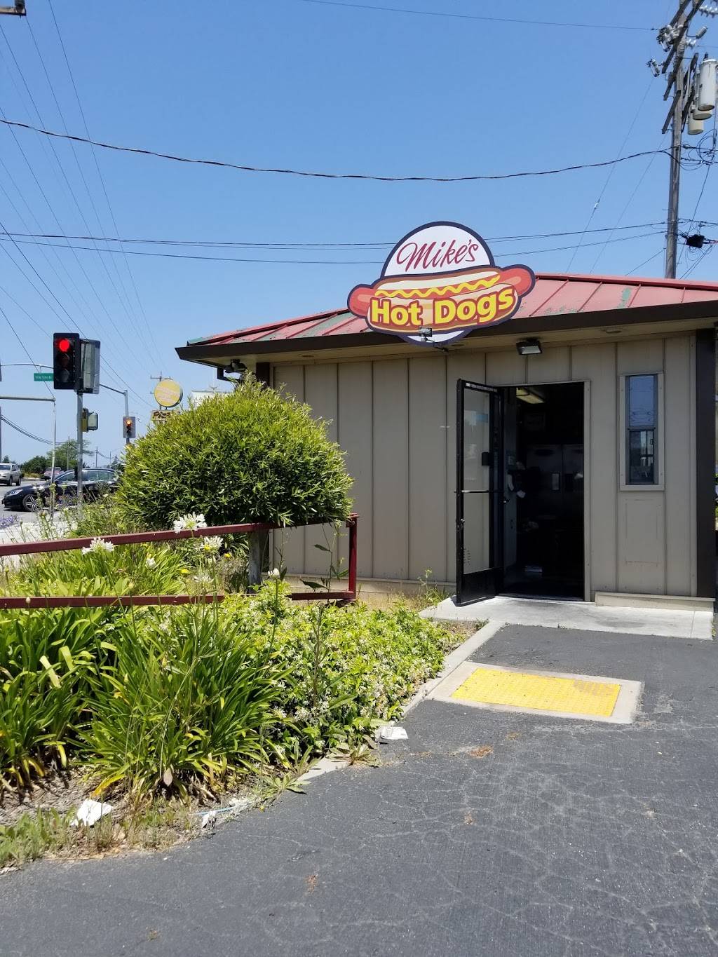 Mikes Hot Dogs | restaurant | Watsonville, CA 95076, USA | 8317243647 OR +1 831-724-3647