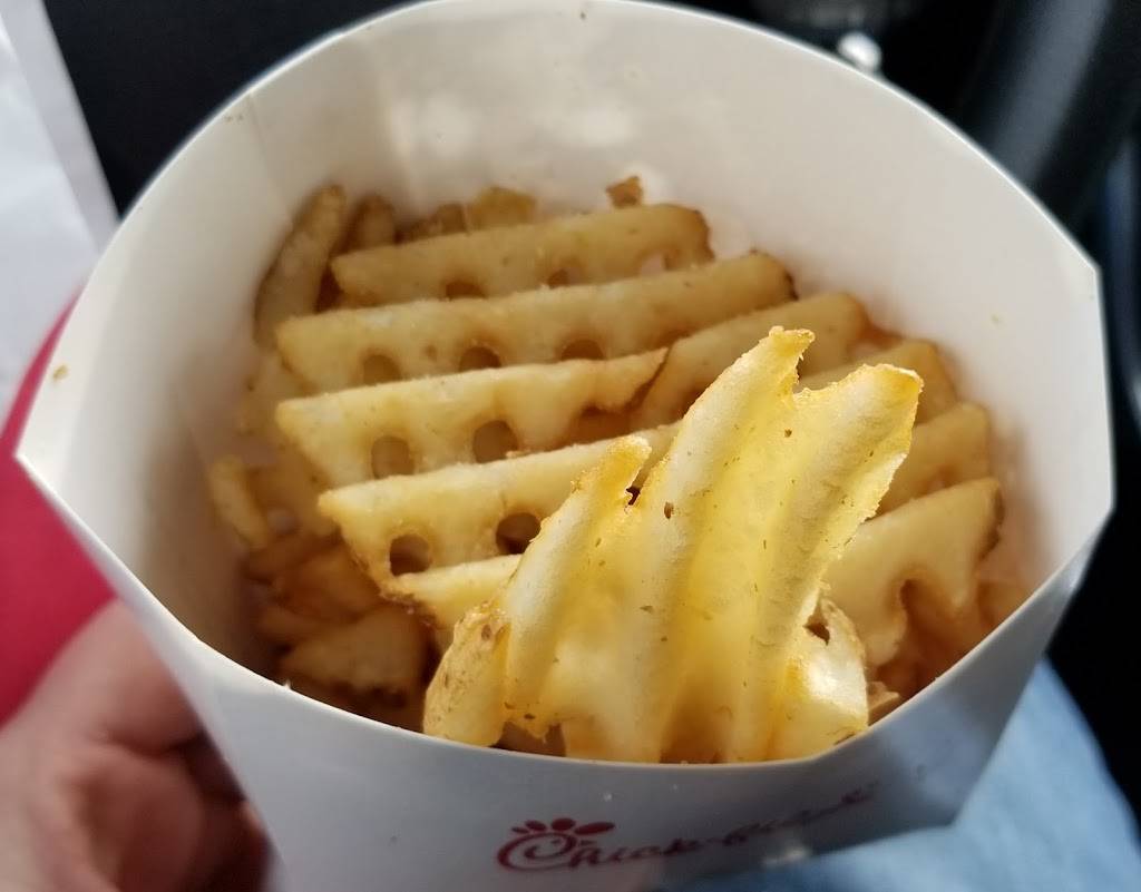 Chick-fil-A | restaurant | 140 Providence Hwy, Dedham, MA 02026, USA | 7813208127 OR +1 781-320-8127