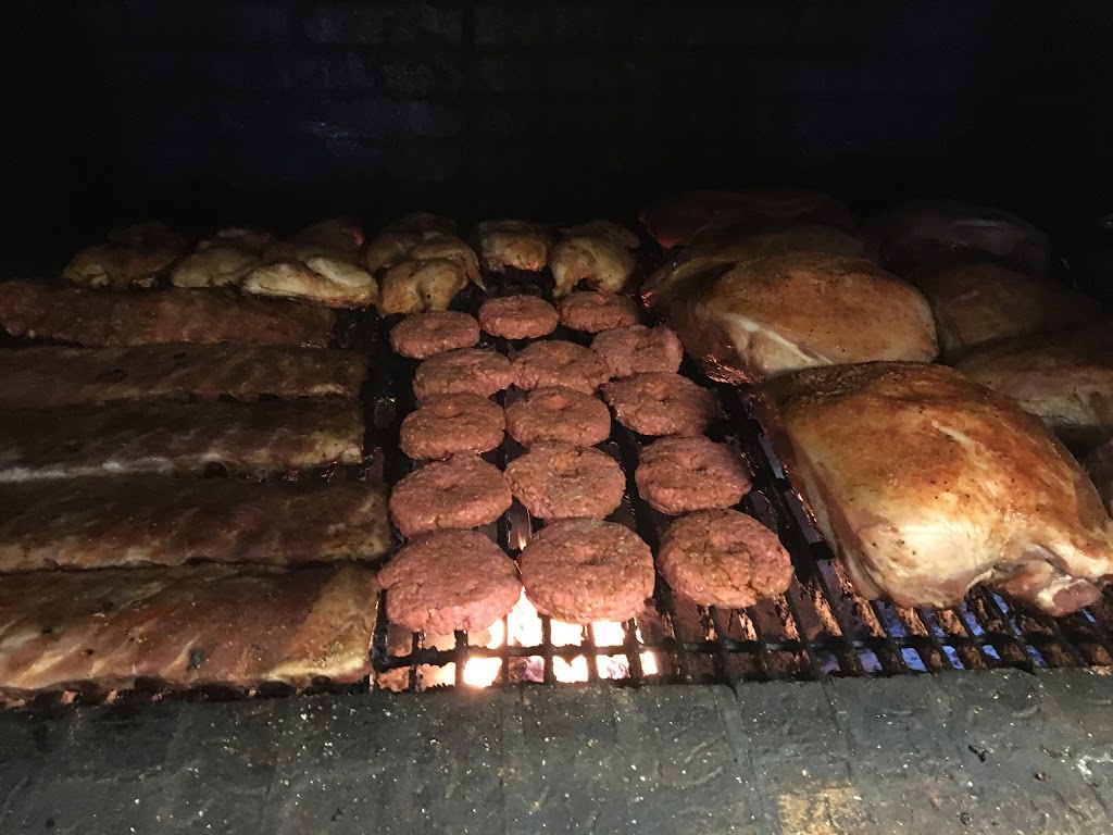 Bushs Bar-B-Que | restaurant | 1703 Montgomery Hwy, Luverne, AL 36049, USA | 3345350250 OR +1 334-535-0250