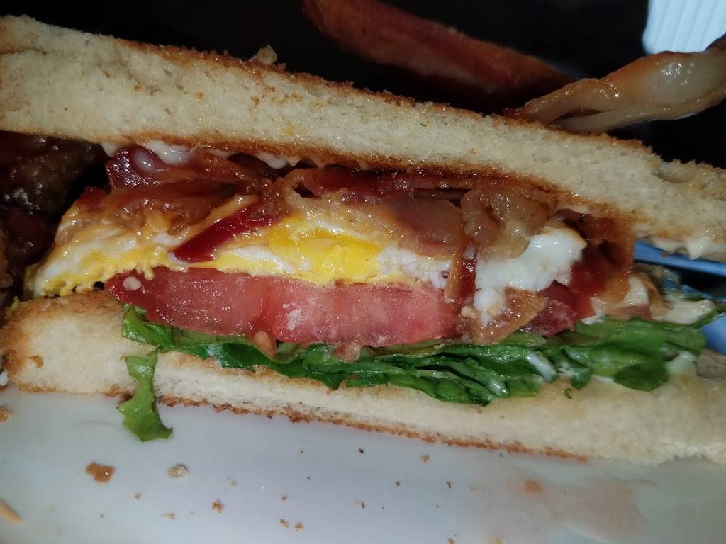 Creeds Cafe | restaurant | 605 Princess Anne Rd, Virginia Beach, VA 23457, USA | 7573018874 OR +1 757-301-8874