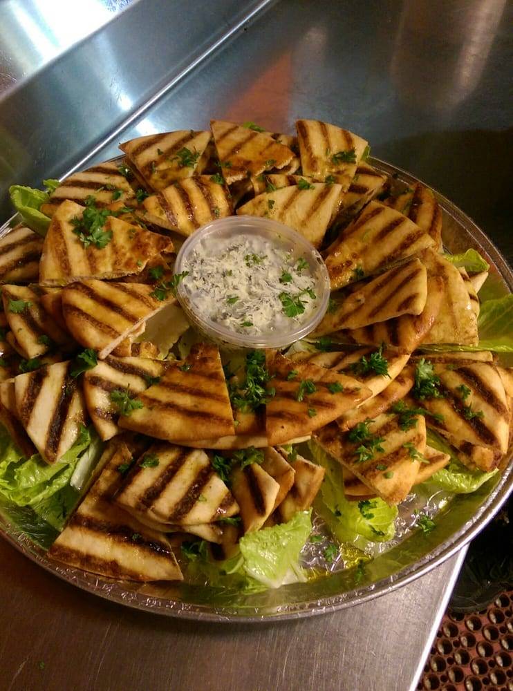 Golden Crust Pizza III | meal takeaway | 3732 Midvale Ave, Philadelphia, PA 19129, USA | 2158484400 OR +1 215-848-4400