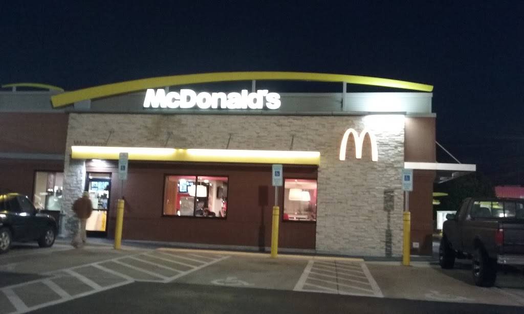 McDonalds | cafe | 102 W Cornelius Harnett Blvd, Lillington, NC 27546, USA | 9108935049 OR +1 910-893-5049