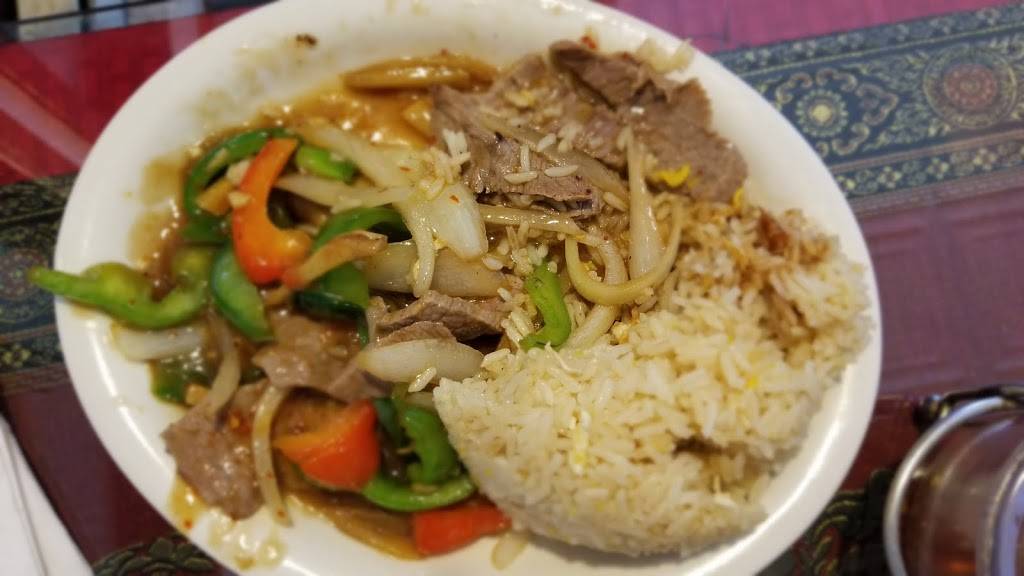 Thai Kitchen | restaurant | 2851 N Oakland Ave, Milwaukee, WI 53211, USA | 4149628851 OR +1 414-962-8851