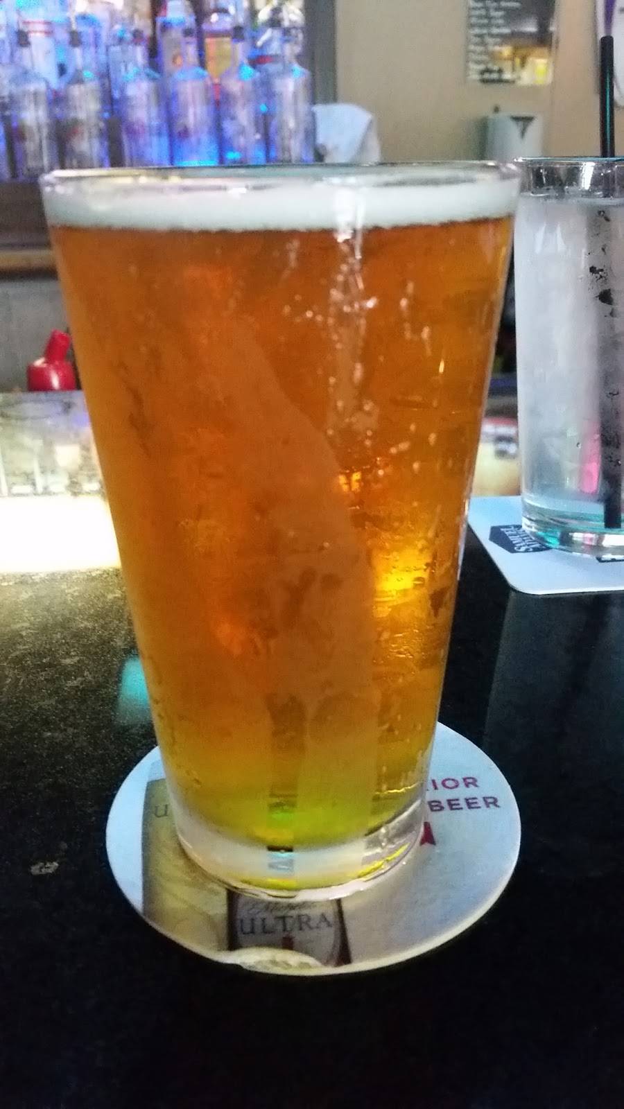 Mulligans Sports Bar and Grille | restaurant | 414 US-21 BYP, Fort Mill, SC 29715, USA | 8035480044 OR +1 803-548-0044