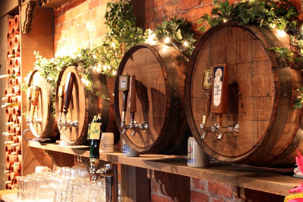 Schmidts Banquet Haus | restaurant | 240 E Kossuth St, Columbus, OH 43206, USA | 6144446808 OR +1 614-444-6808