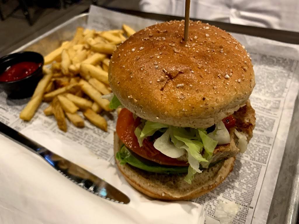 Bar Code Burger Bar | restaurant | 1590 E Flamingo Rd, Las Vegas, NV 89119, USA | 7022942633 OR +1 702-294-2633