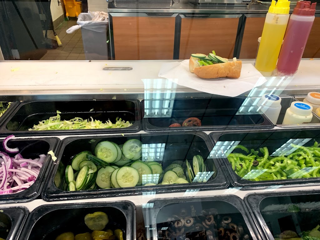 Chipotle Mexican Grill | restaurant | 400 Howard St Ste 110, San Francisco, CA 94105, USA | 4154420211 OR +1 415-442-0211