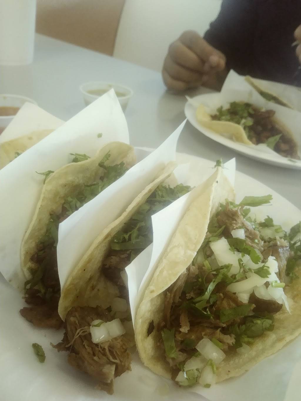 El Tarasco | restaurant | 34481 Date Palm Dr # D, Cathedral City, CA 92234, USA | 7603244133 OR +1 760-324-4133