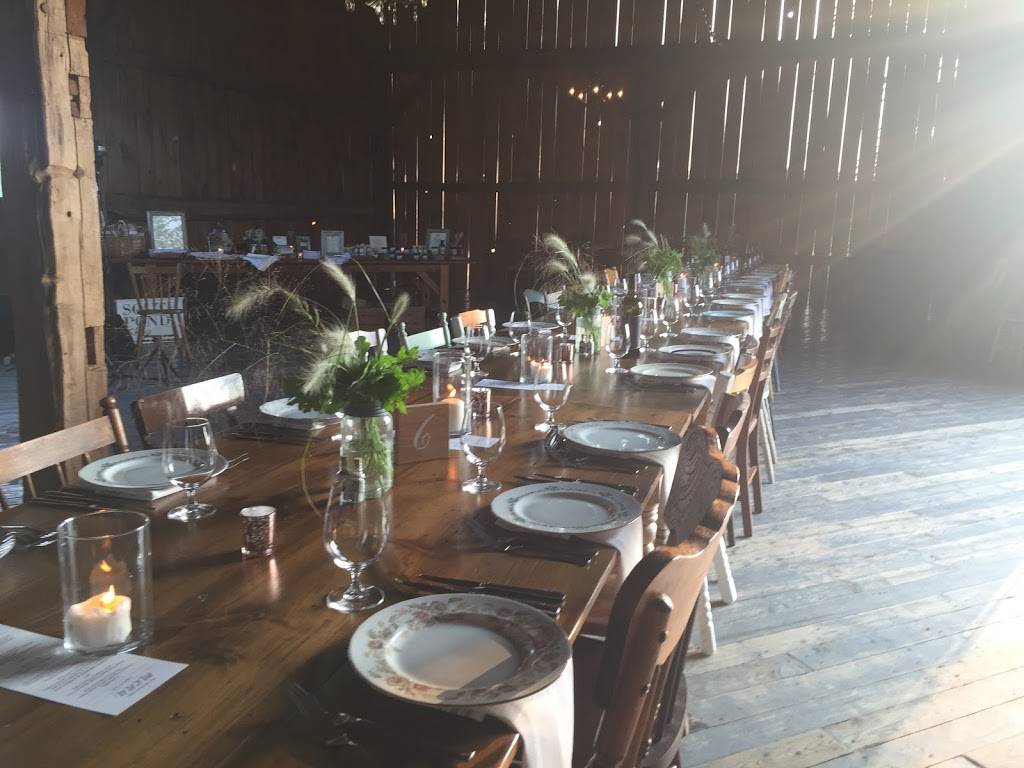 South Pond Farms | restaurant | 1020 Gray Rd, Pontypool, ON L0A 1K0, Canada | 7052771649 OR +1 705-277-1649