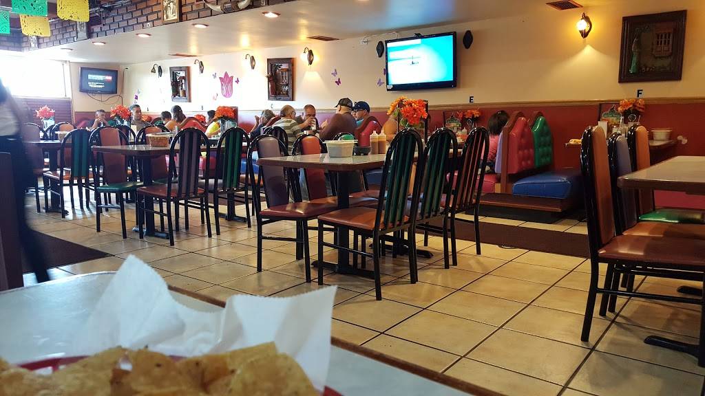 Birrieria De La Torre | restaurant | 6724 S Pulaski Rd, Chicago, IL 60629, USA | 7737676075 OR +1 773-767-6075