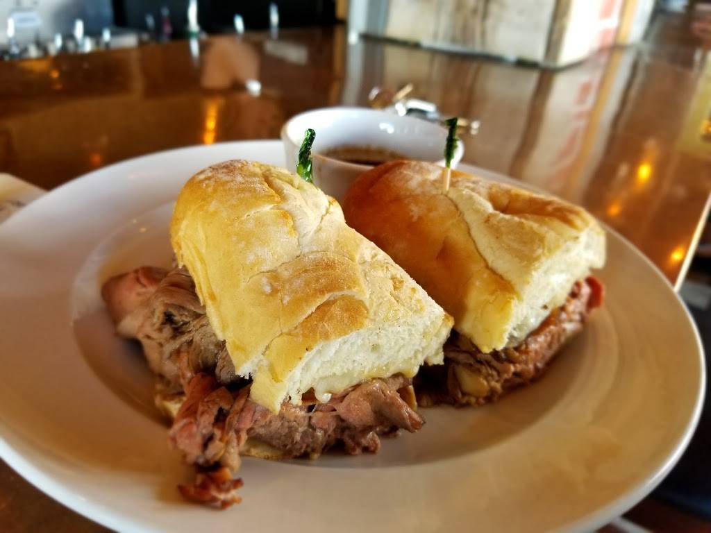 Burntwood Tavern | restaurant | 3750 W Market St, Fairlawn, OH 44333, USA | 2344667372 OR +1 234-466-7372