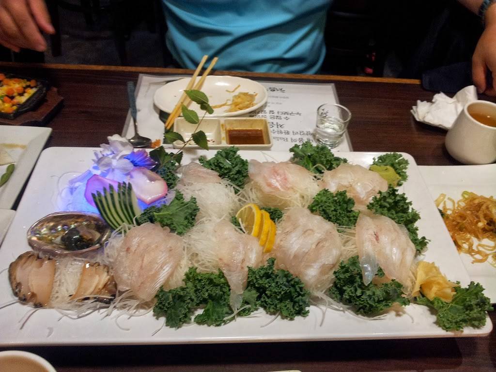 Dong Hae Sushi 동해수산 | restaurant | 445 Grand Ave, Palisades Park, NJ 07650, USA | 2014614447 OR +1 201-461-4447