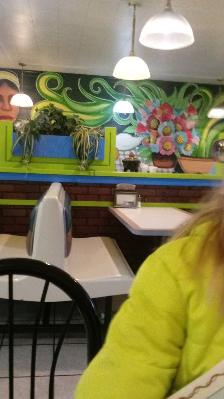 Luceros Mexican Restaurant | meal takeaway | 146 N Elm St, Ottawa, OH 45875, USA | 4195239263 OR +1 419-523-9263