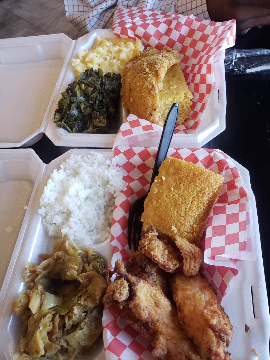 Southern Comfort Cafe | restaurant | 10630 Montwood Dr F, El Paso, TX 79935, USA | 9155259773 OR +1 915-525-9773