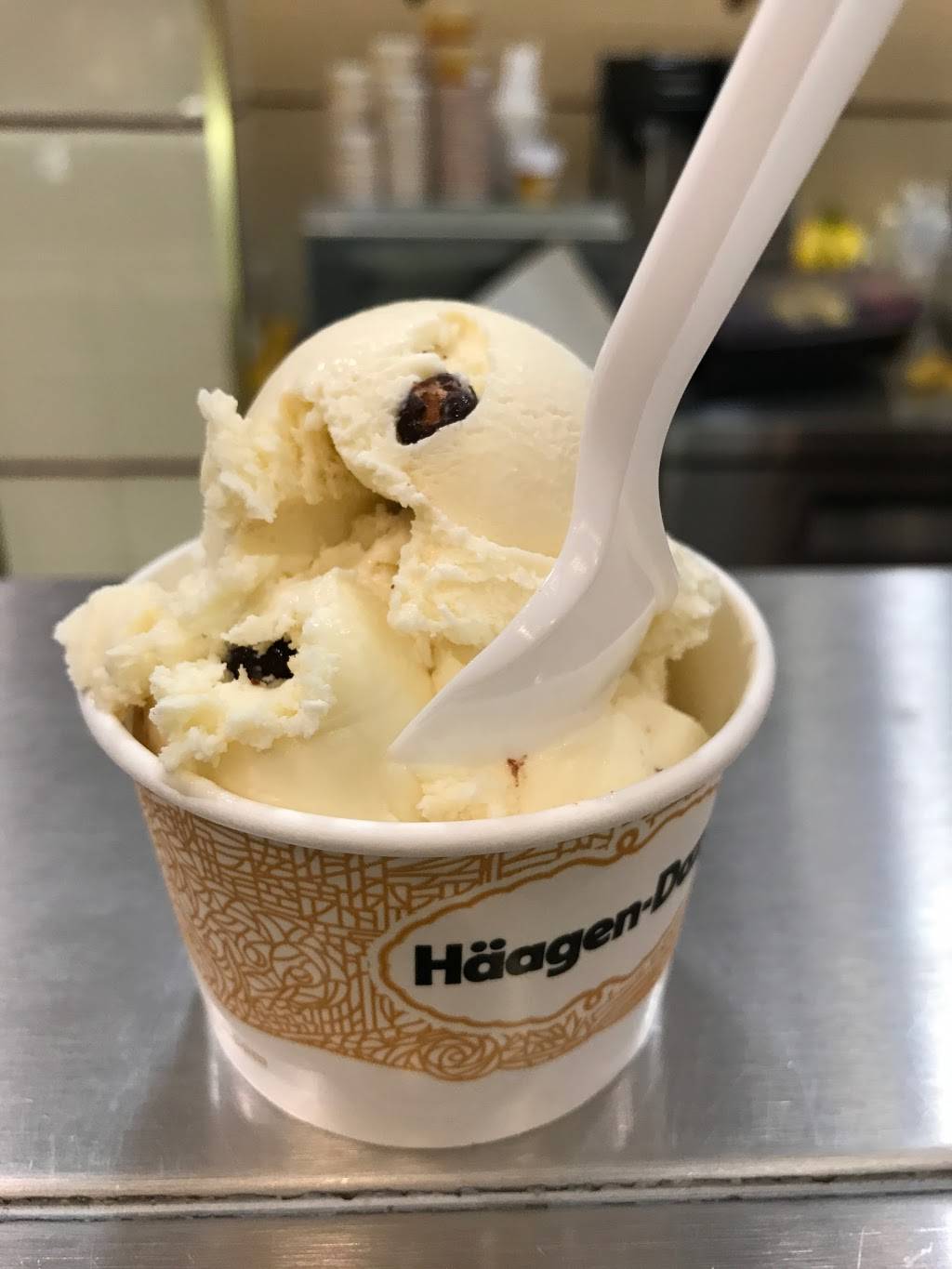 Häagen-Dazs | restaurant | 90-15 Queens Blvd, Elmhurst, NY 11373, USA | 7187607220 OR +1 718-760-7220