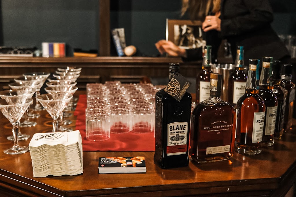 Roaring Social | restaurant | 35 Milton Ave, Alpharetta, GA 30009, USA | 4702992082 OR +1 470-299-2082