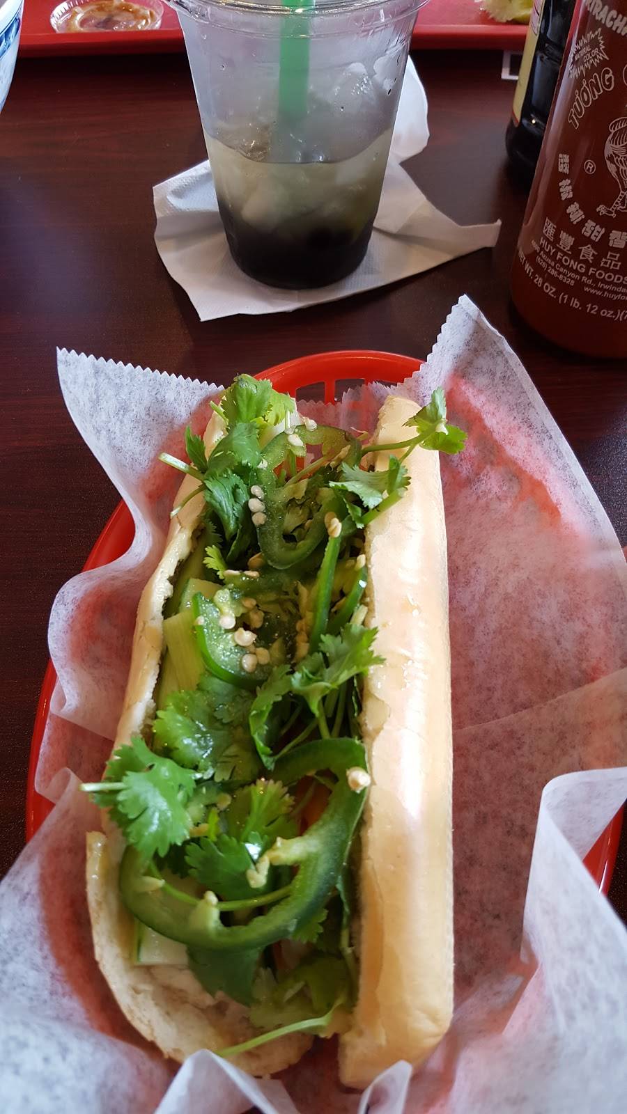 Pho Xua Vietnamese Noodles and Tea House | restaurant | 2793, 237 E Gay St, West Chester, PA 19380, USA | 4849475772 OR +1 484-947-5772