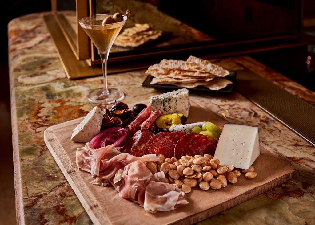 Ambersweet | restaurant | 4041 Collins Ave, Miami Beach, FL 33140, USA | 3054241234 OR +1 305-424-1234