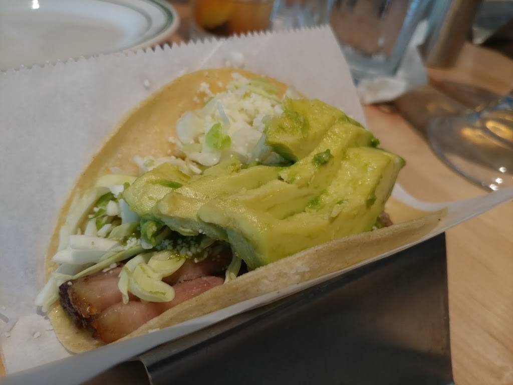 Mexican Radio | restaurant | 1734 NW 16th St, Oklahoma City, OK 73106, USA | 4059005608 OR +1 405-900-5608