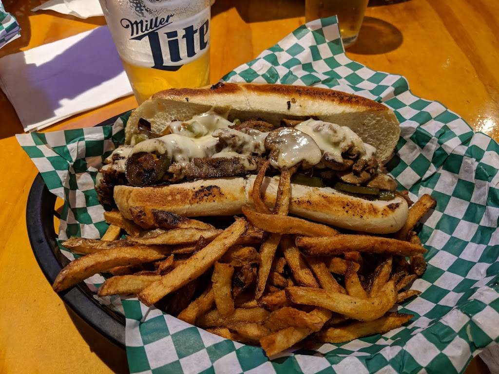 Hang Ten Grill | restaurant | 308 S Lake Park Blvd, Carolina Beach, NC 28428, USA | 9104585959 OR +1 910-458-5959