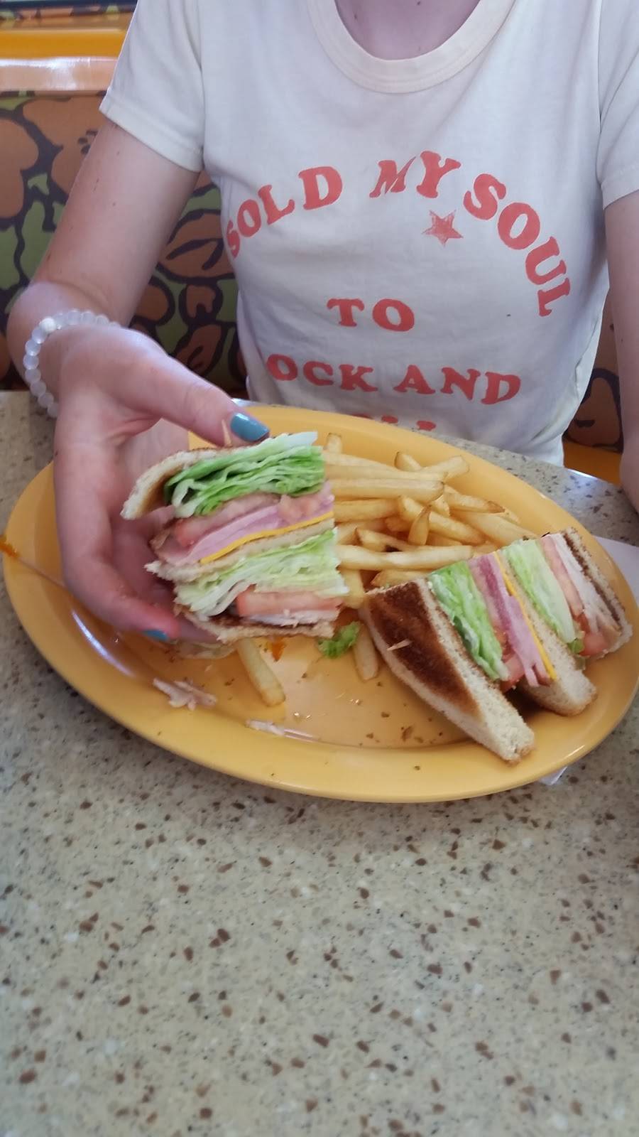 Jims Burgers | restaurant | 969 W Foothill Blvd, Upland, CA 91786, USA | 9099314824 OR +1 909-931-4824