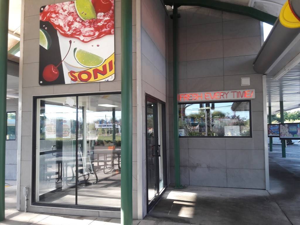 Sonic Drive-In | restaurant | 5031 Rigsby Ave, San Antonio, TX 78222, USA | 2106480249 OR +1 210-648-0249