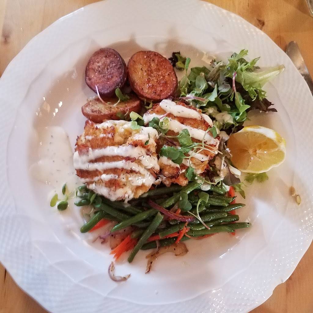 Camdens Dogtown Market | restaurant | 201 W 7th St, Richmond, VA 23224, USA | 8047456488 OR +1 804-745-6488