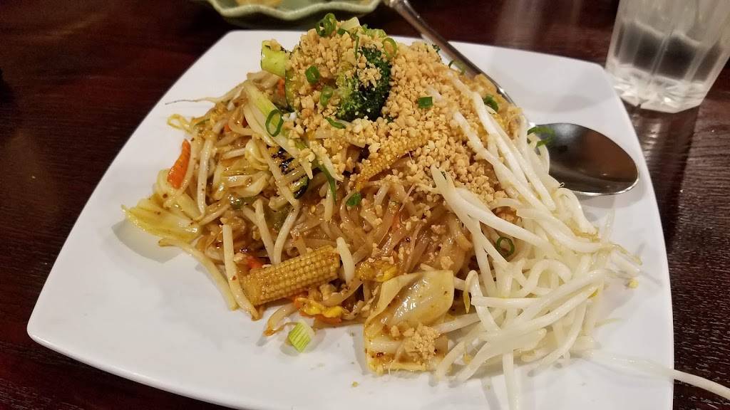 Peanut Sauce Thai Cuisine | restaurant | 5003 Tacoma Mall Blvd #105, Tacoma, WA 98409, USA | 2534754889 OR +1 253-475-4889