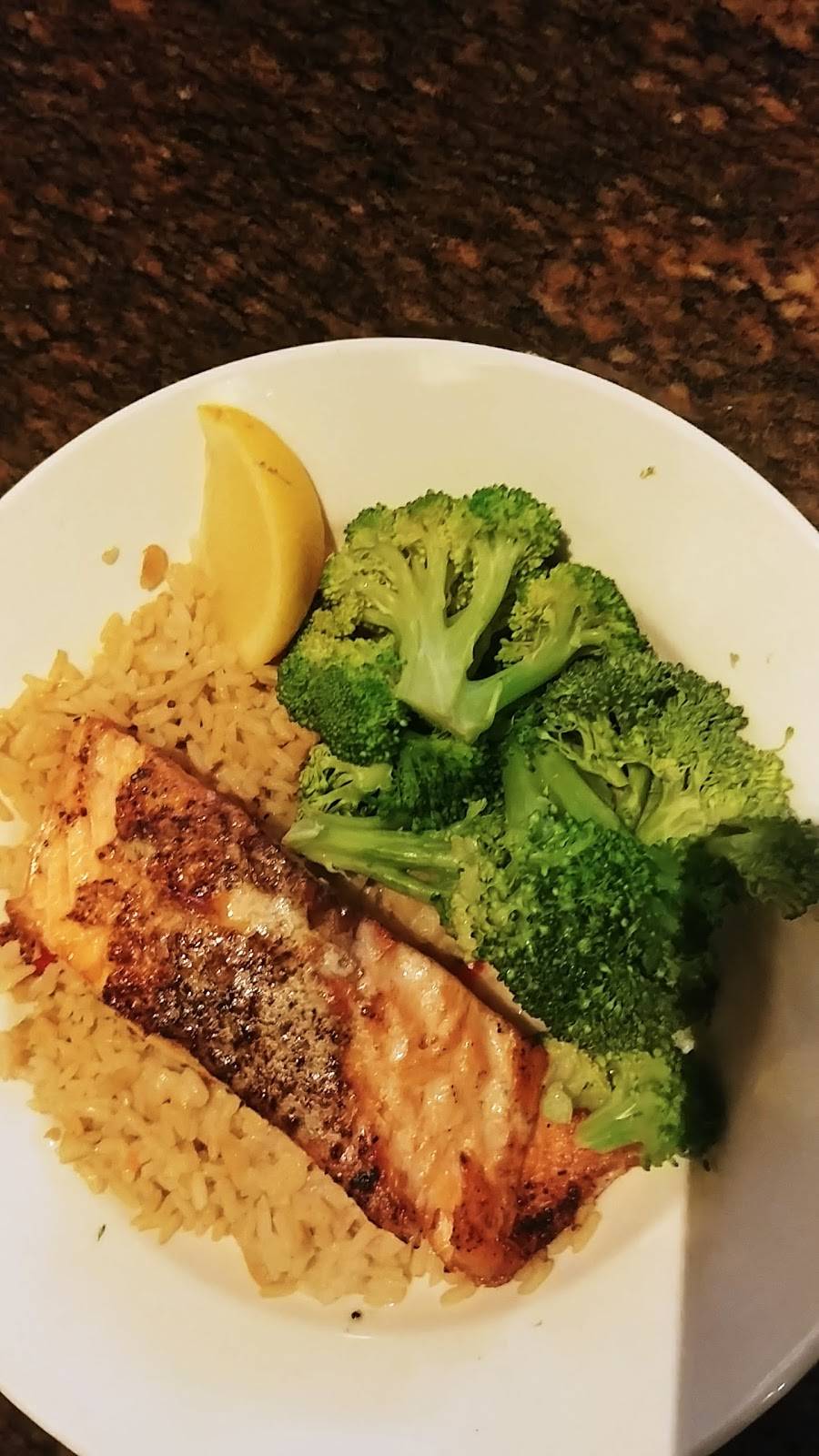 BJs Restaurant & Brewhouse | restaurant | 2514 W International Speedway Blvd, Daytona Beach, FL 32114, USA | 3862262005 OR +1 386-226-2005