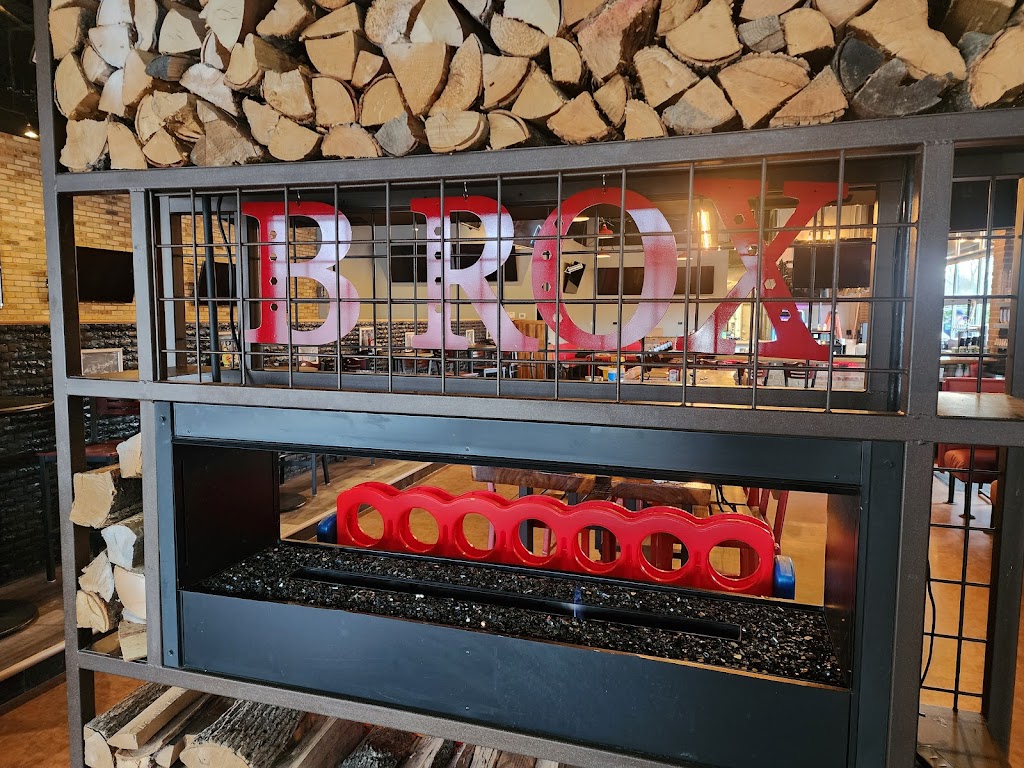 B ROX Grill and Swill | restaurant | 5604 Wilson Mills Rd, Highland Heights, OH 44143, USA | 4405660139 OR +1 440-566-0139