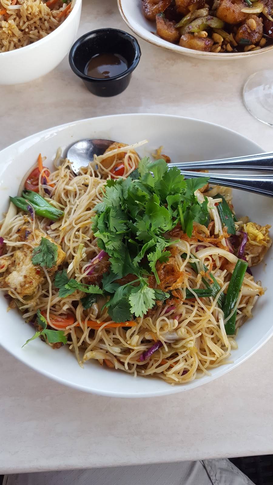 P.F. Changs | restaurant | 6610 E Superstition Springs Blvd, Mesa, AZ 85206, USA | 4802184900 OR +1 480-218-4900