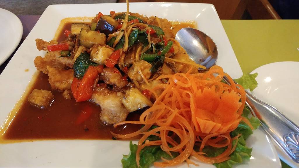 Tarntip Thai Cuisine | restaurant | 507 Jefferson Davis Hwy, Fredericksburg, VA 22401, USA | 5408990668 OR +1 540-899-0668