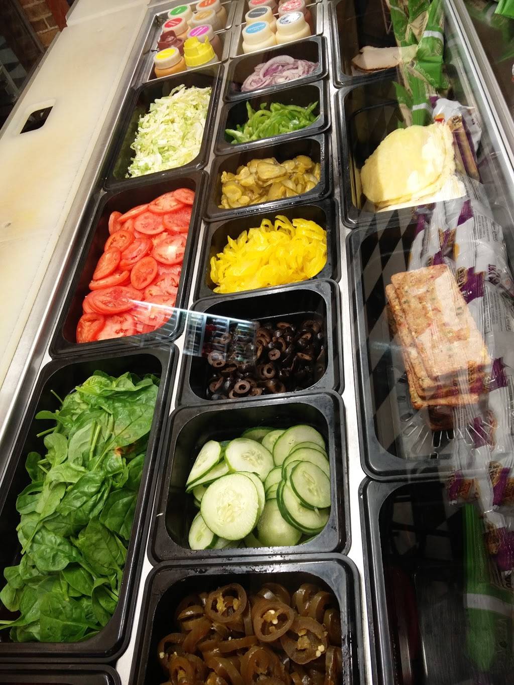 Subway Restaurants | restaurant | 40 Drury Dr, La Plata, MD 20646, USA | 2405850780 OR +1 240-585-0780