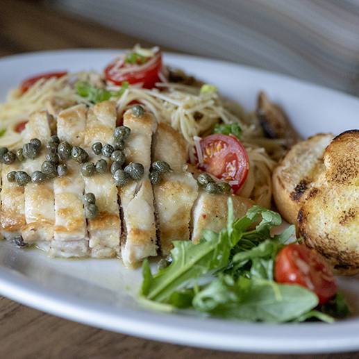 Moondance Grill | restaurant | 1730 S Germantown Rd Suite 117, Germantown, TN 38138, USA | 9017551471 OR +1 901-755-1471