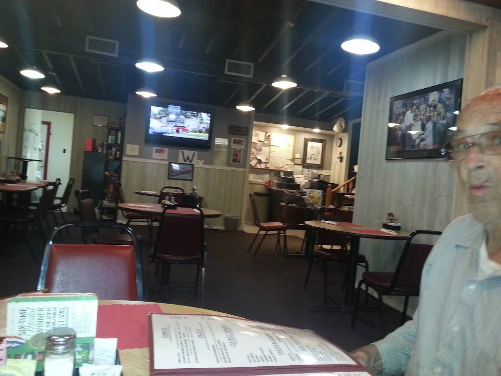 Stadium Inn | restaurant | 2323 Wabash St, Michigan City, IN 46360, USA | 2198799781 OR +1 219-879-9781